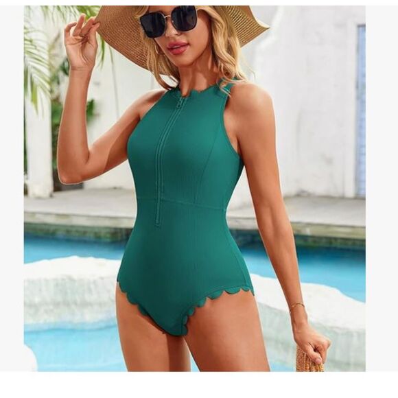 NEW Charmo Swimsuit 1 Piece Zipper Front Scalloped Edges Green Size Large - Picture 1 of 8